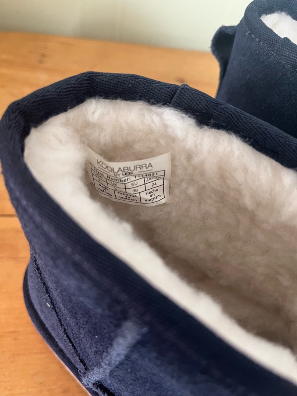 Koolaburra by UGG Suede Cozy Ankle Boots NWT - Picture 3 of 8